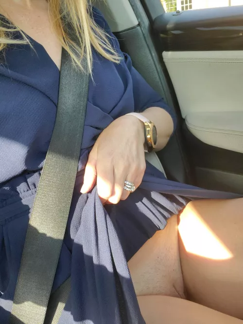 Not wearing panties is so [f]un!!