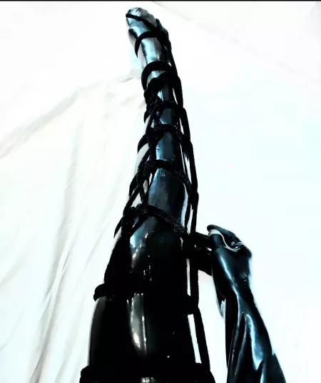 Nothing beats a tight heartladder tie on some latex stockings!