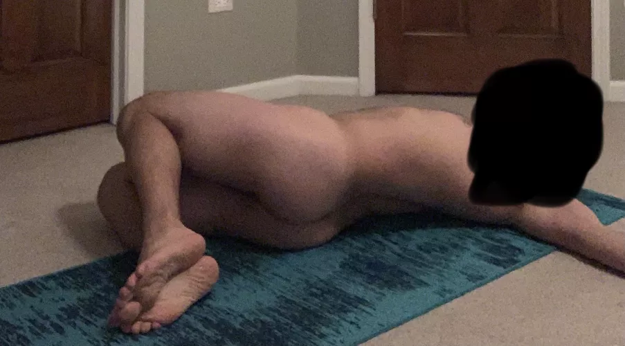 Nothing beats getting a nice supine twist in your session!