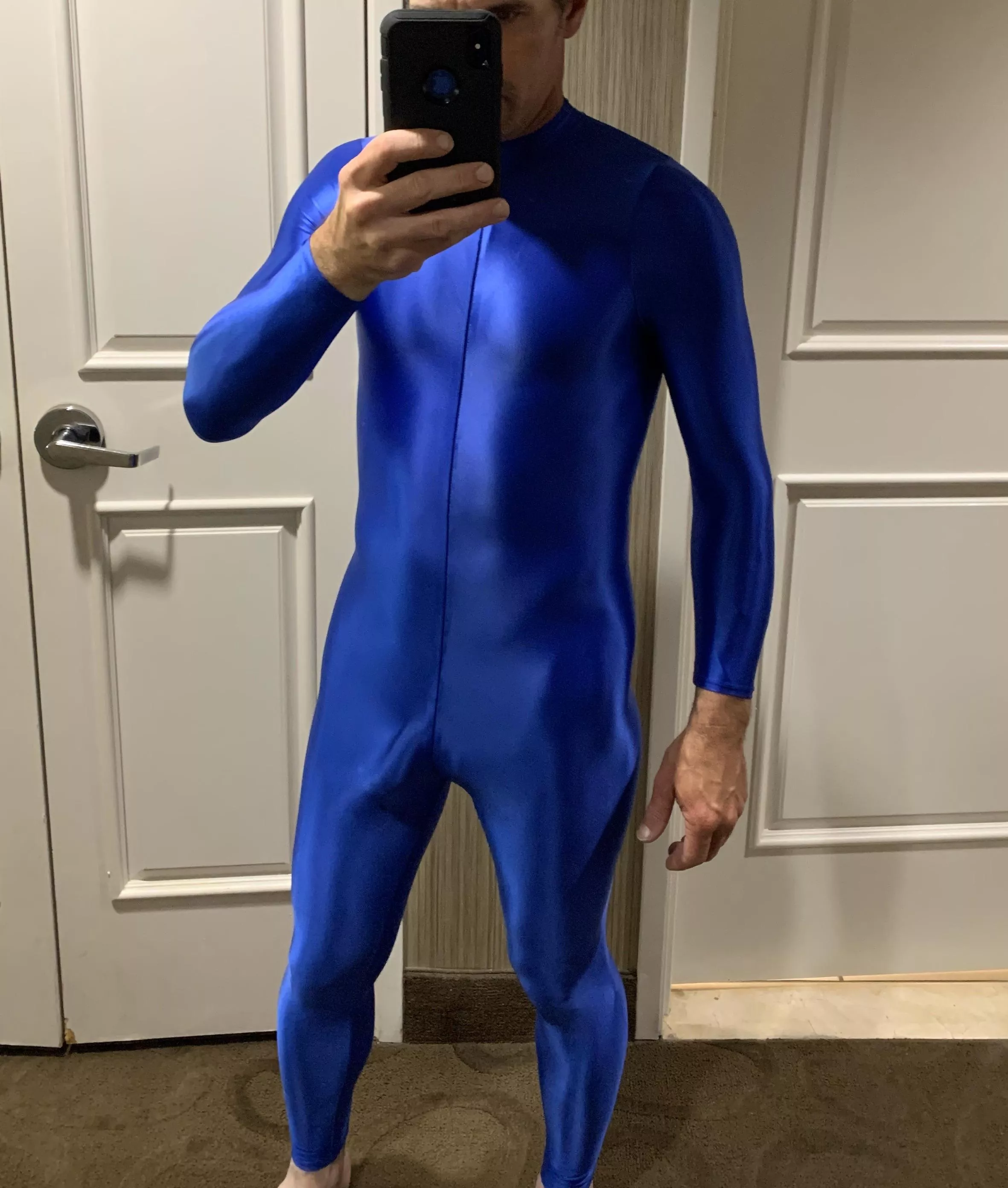 Nothing better than the feel of soft silk spandex suits rubbing on another body or bodies!