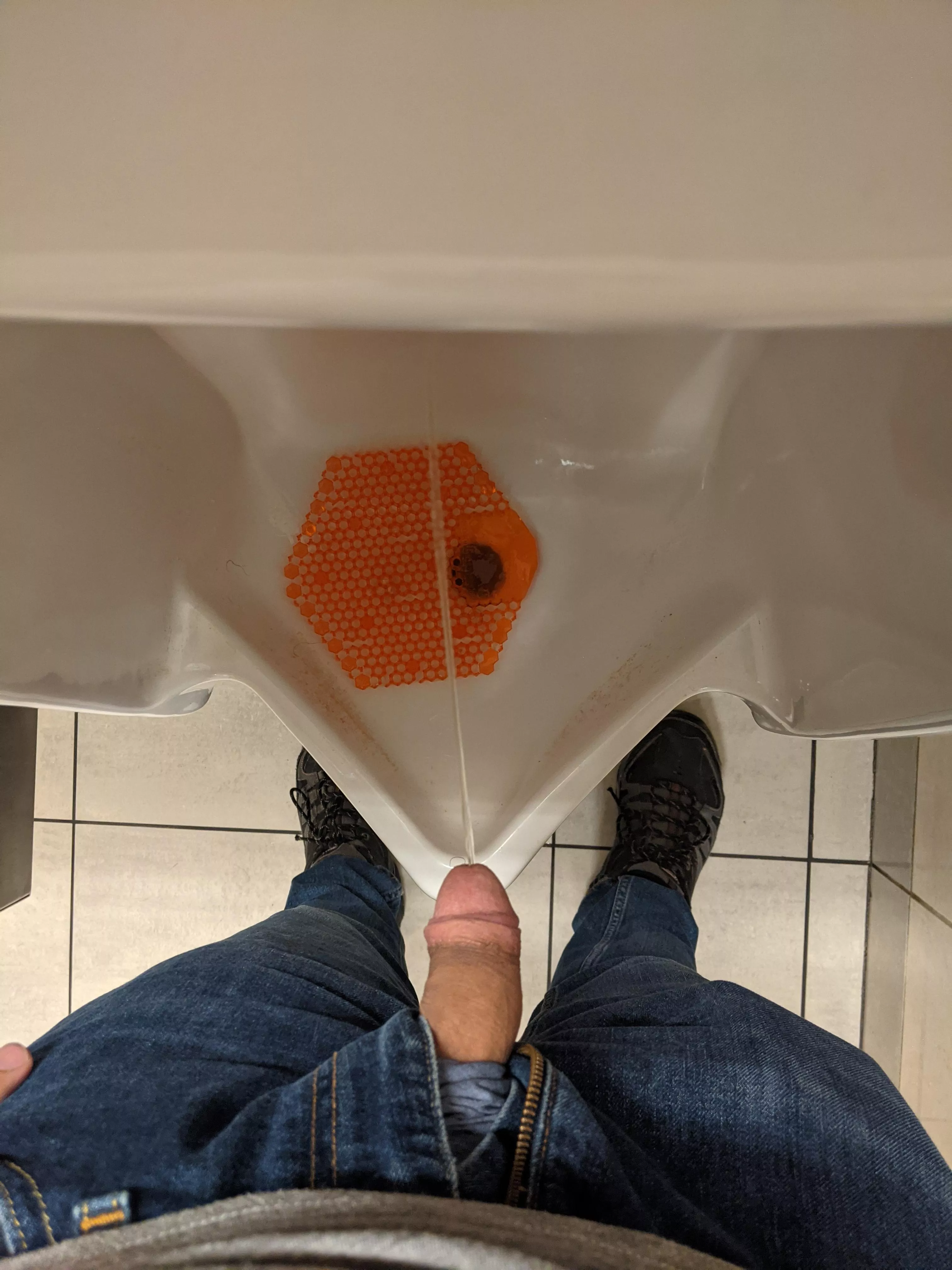 Nothing exciting. Just a quick piss between flights Nothing exciting. Just a quick piss between flights