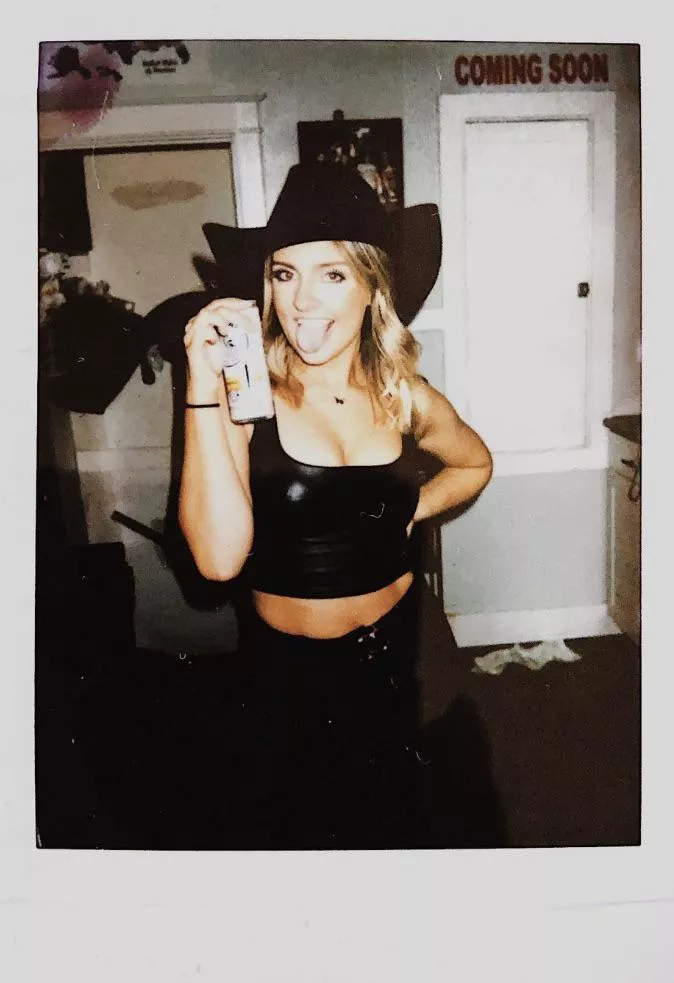 nothing i love more than being a little slutty dummy in a frat basement nothing i love more than being a little slutty dummy in a frat basement