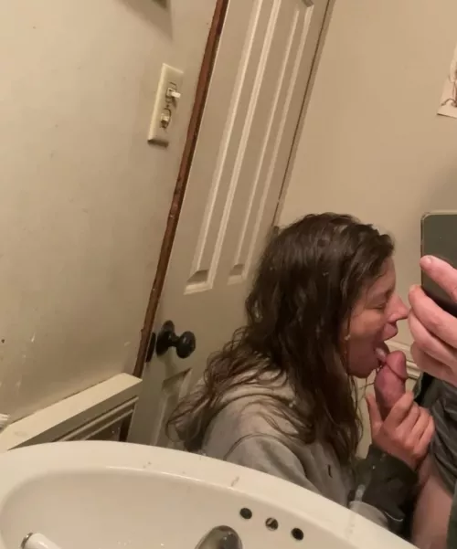 Nothing like late night bathroom head