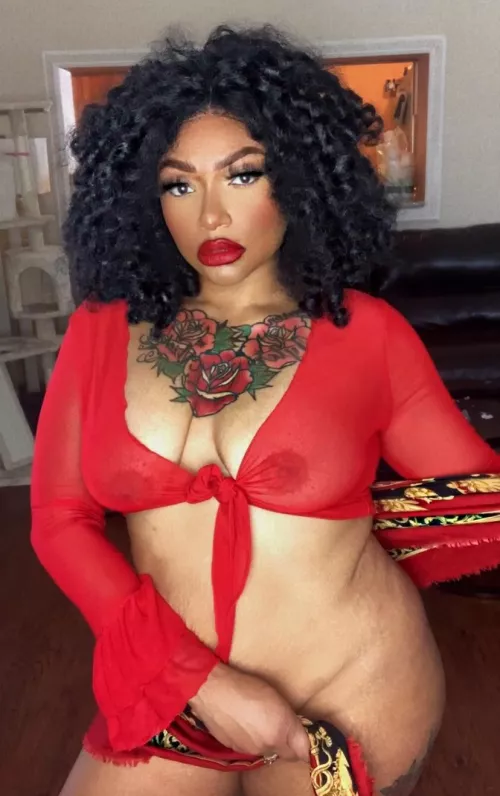 Now bow down like a good boy and I MAY just bless you💦🌹