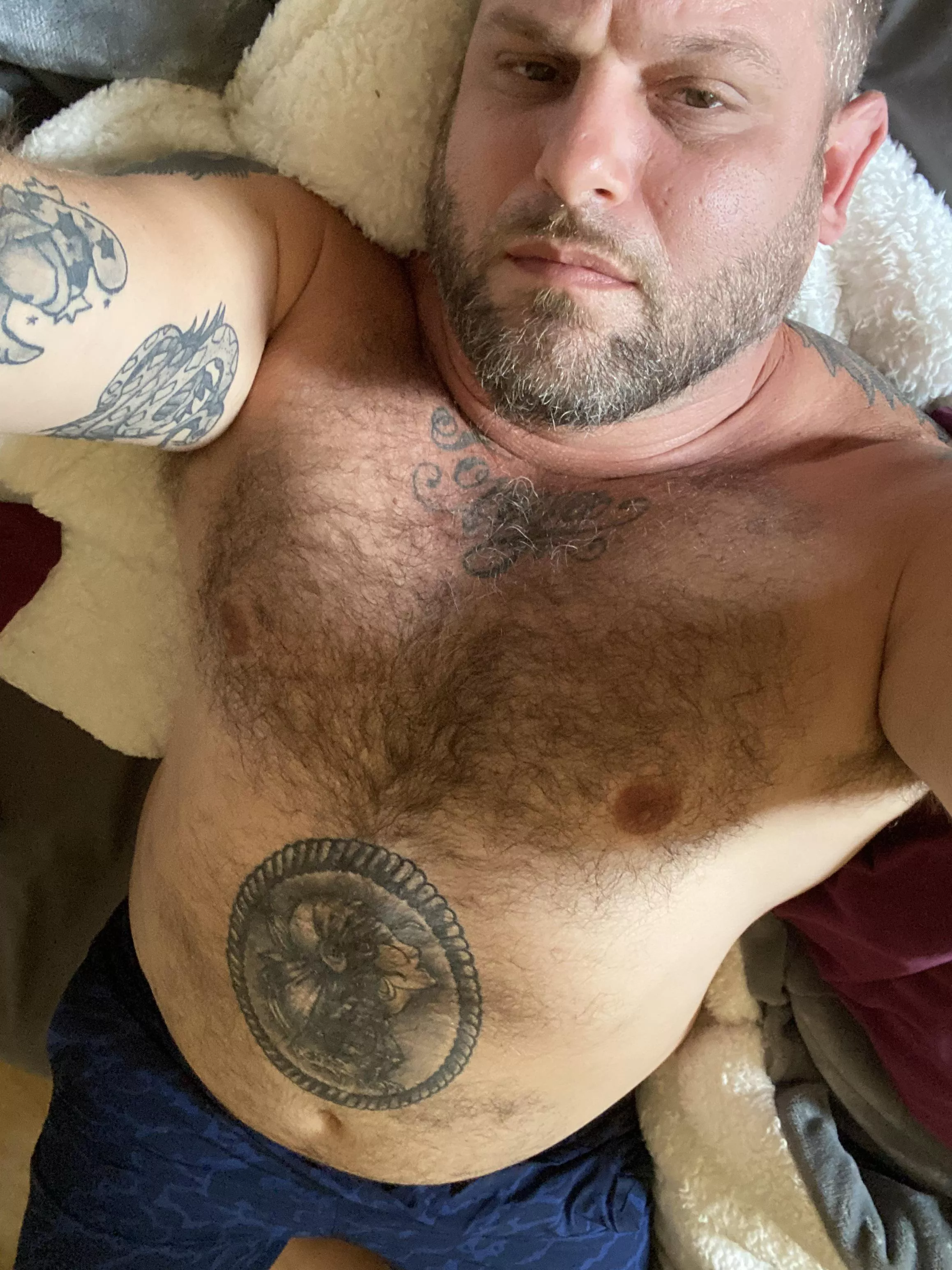 Now excepting applications. Daddy needs a new slave whose only purpose is to drain my hard cock🍆💦