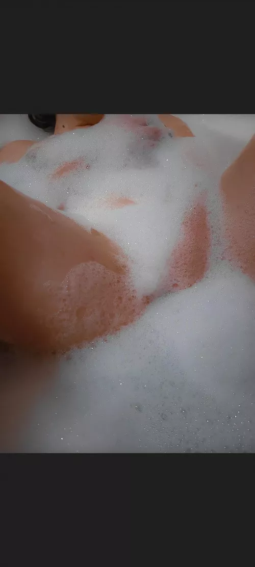 NSFW bath time! More on profile/link :) NSFW bath time! More on profile/link :)