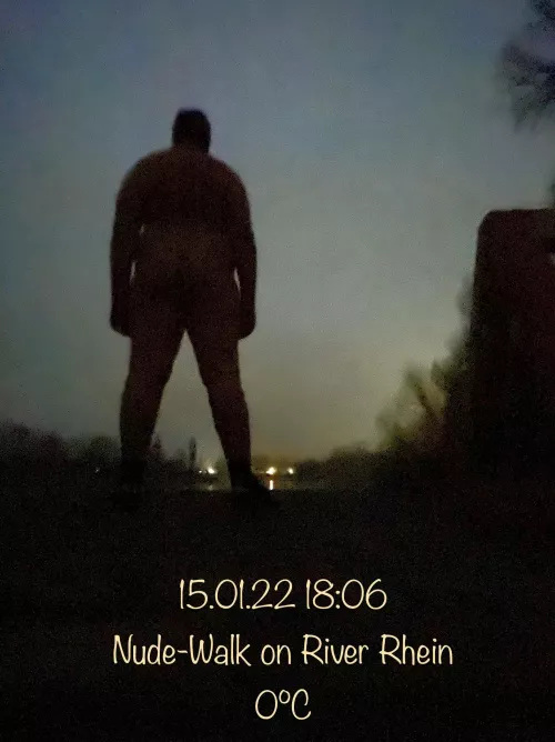 Nude-walk at the river at night. [M]