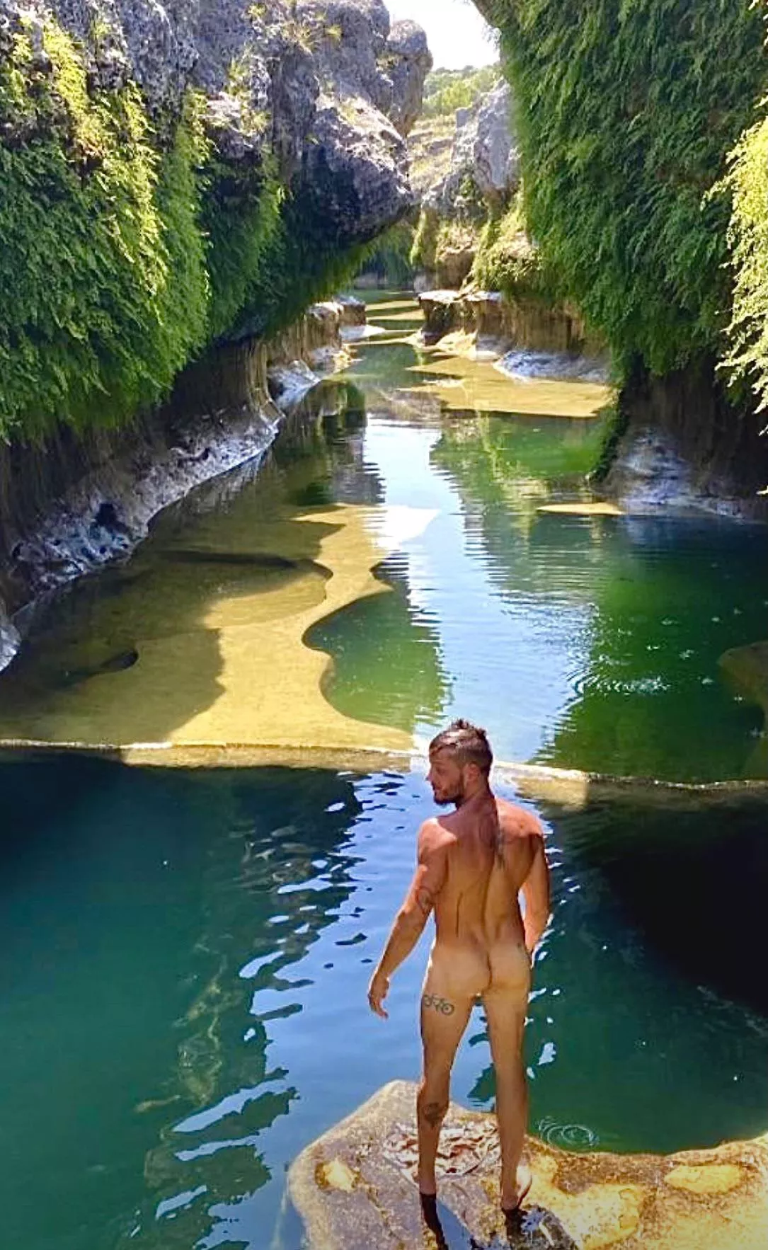 Nudist springs! Nudist springs!