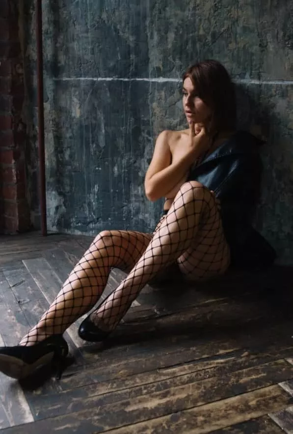 Nudity needs at least a piece of underwear to be sexy