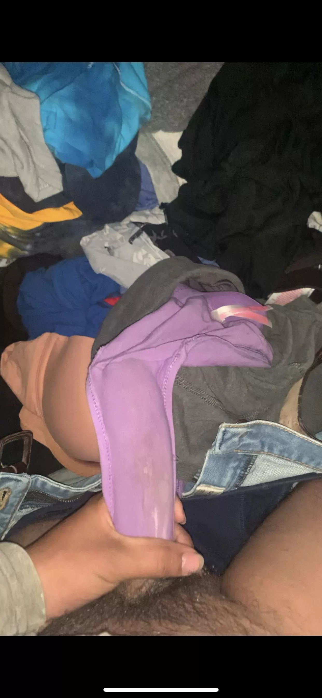 Nutted so hard playing with her dirty clothes Nutted so hard playing with her dirty clothes