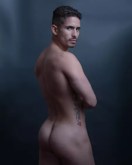 Néstor B. Canquiz by Kuros