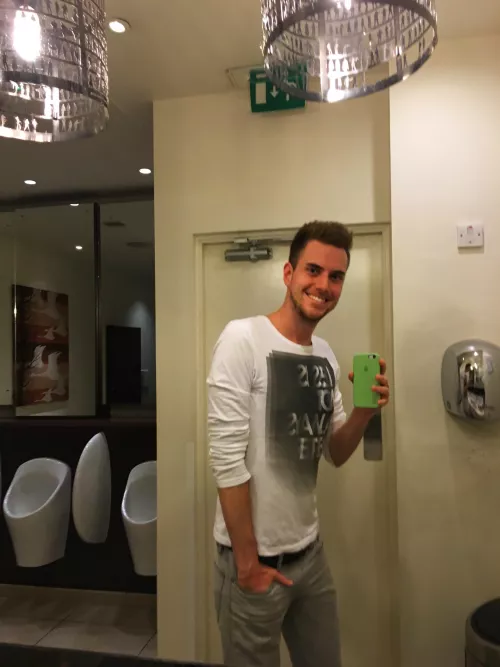 Obligatory bathroom mirror selfie. Obligatory bathroom mirror selfie.