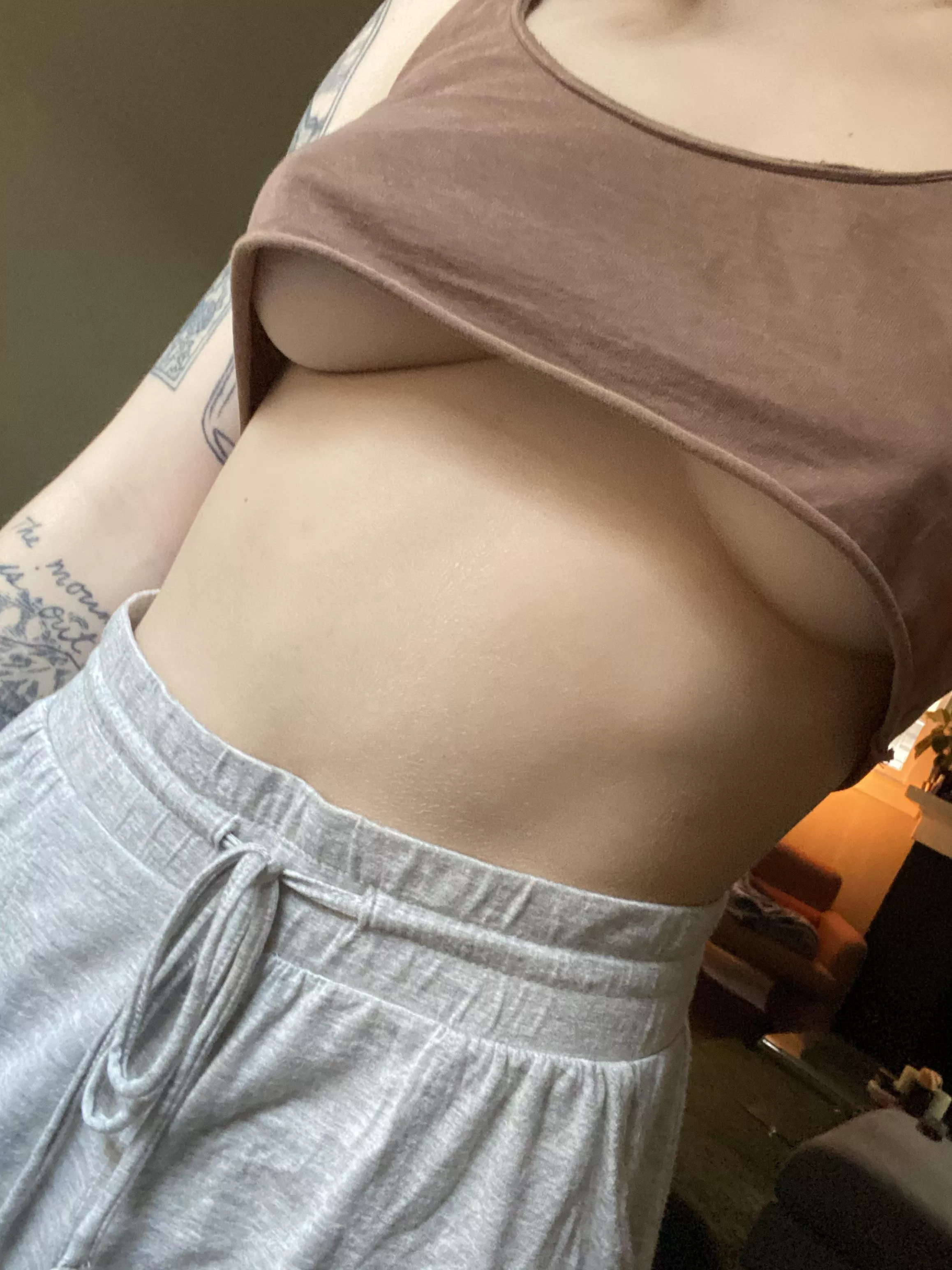 Obsessed with this crop top I just got.