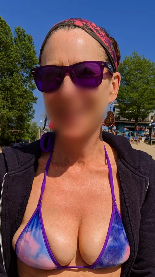 (oc) (51) I never ask if my bikini is too small. Why? Because I don't GAF. Enjoy the view bitches.ππ