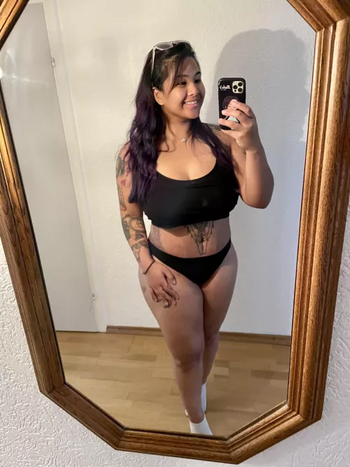 (OC) Do I need to be naked to get your attention? ๐ (OC) Do I need to be naked to get your attention? ๐