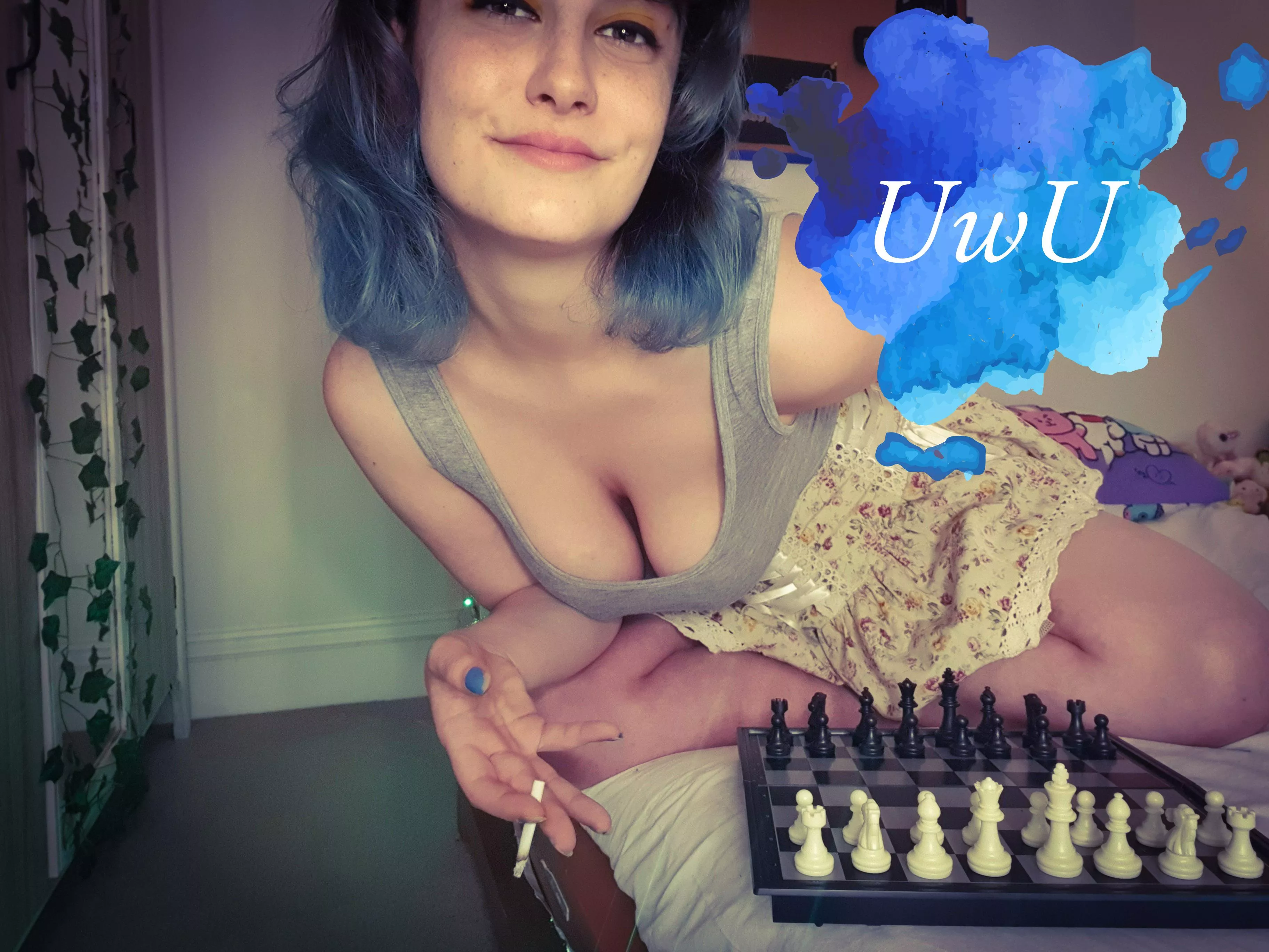 [OC F22] Sorry for the awful edit, had my OF link on the wall >/////< Wanna play? ^/////^