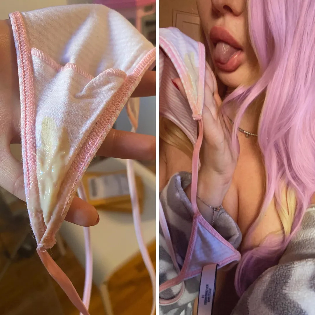 [OC] Let me be your Christmas gift, Daddy 🎁