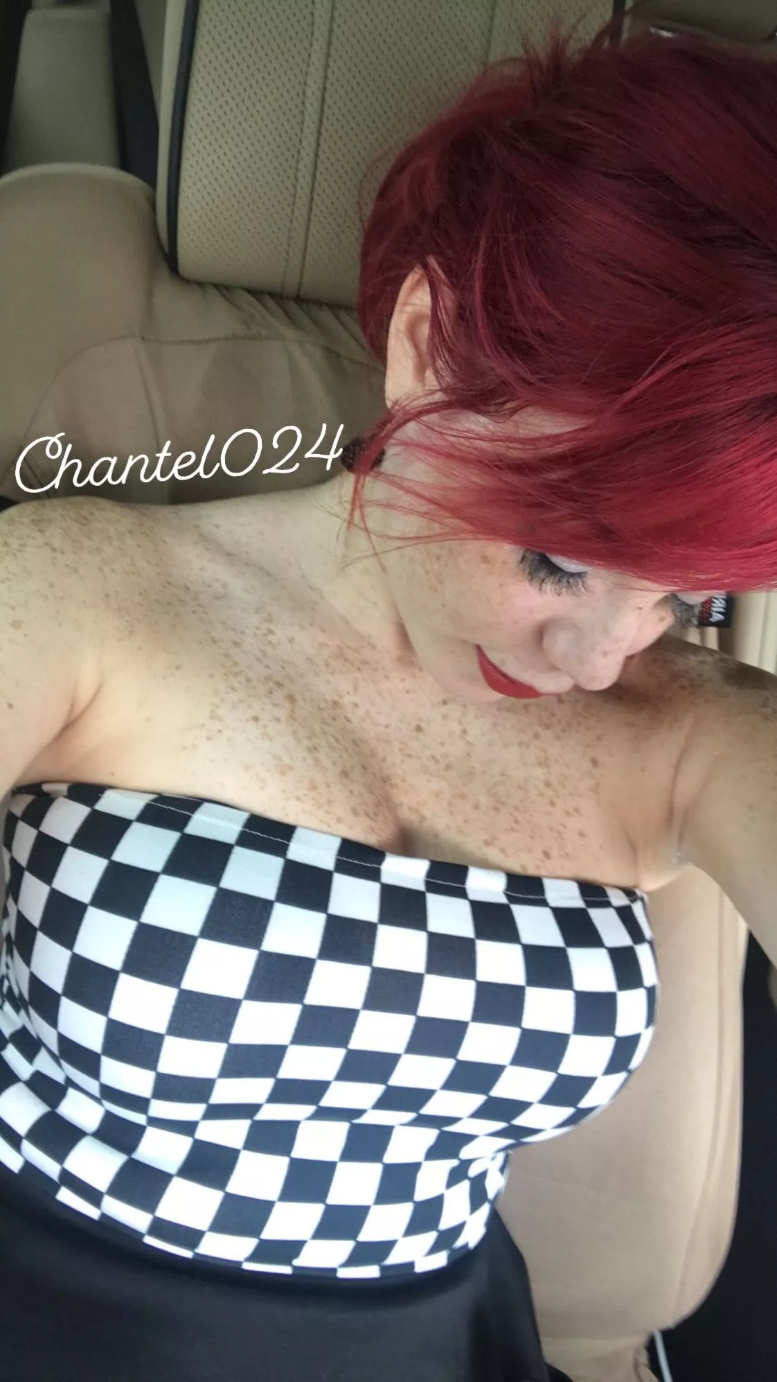 (OC) Race girl 🏁💋