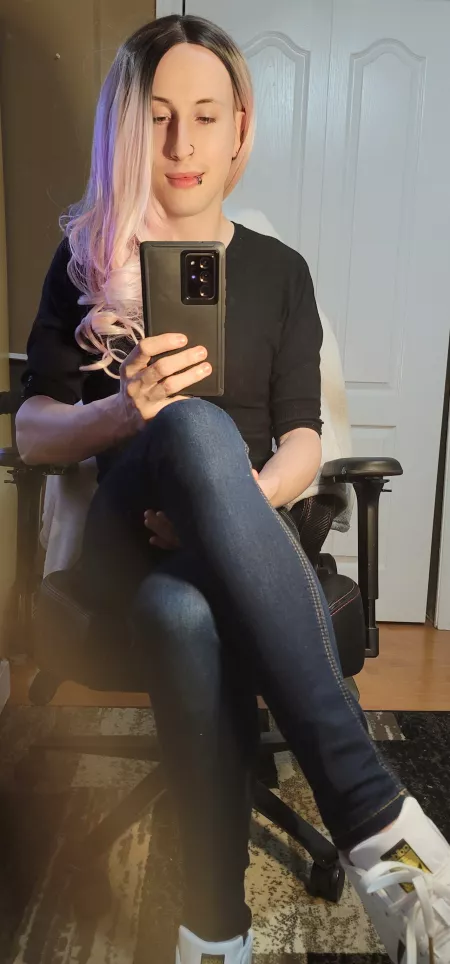 Ofcourse the day I go into work in fem is the day 2 guys injure their hand Ofcourse the day I go into work in fem is the day 2 guys injure their hand