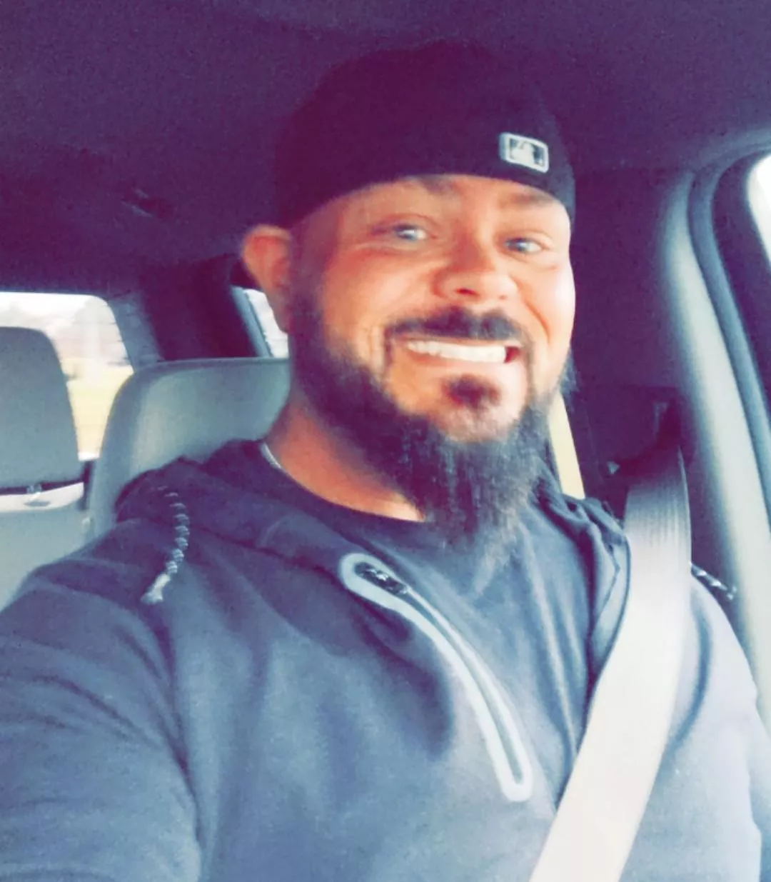 Off to pull 700lb ship chains and deadlift ☺️🧸