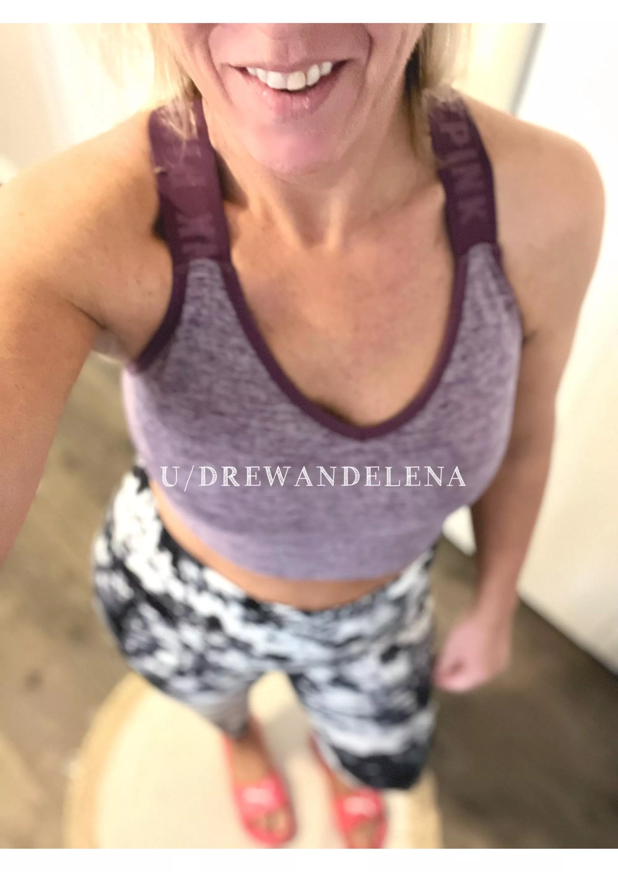 Off to see if I can distract any sexy guys at the gym. 47F