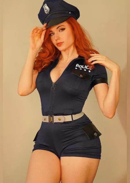 Officer Babe 💋
