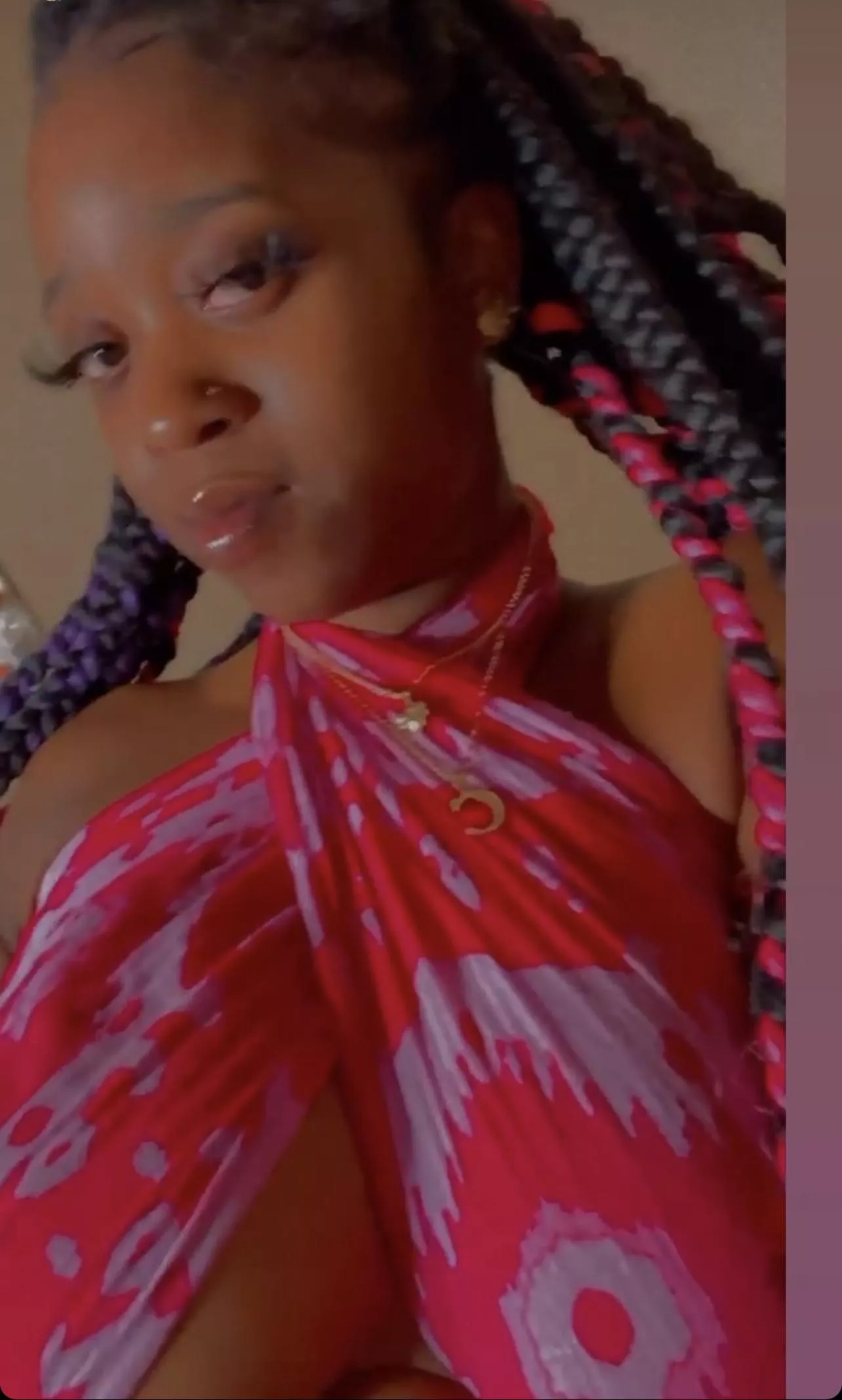 Officialbriii getting dry her sister is POPPIN!!! Officialbriii getting dry her sister is POPPIN!!!
