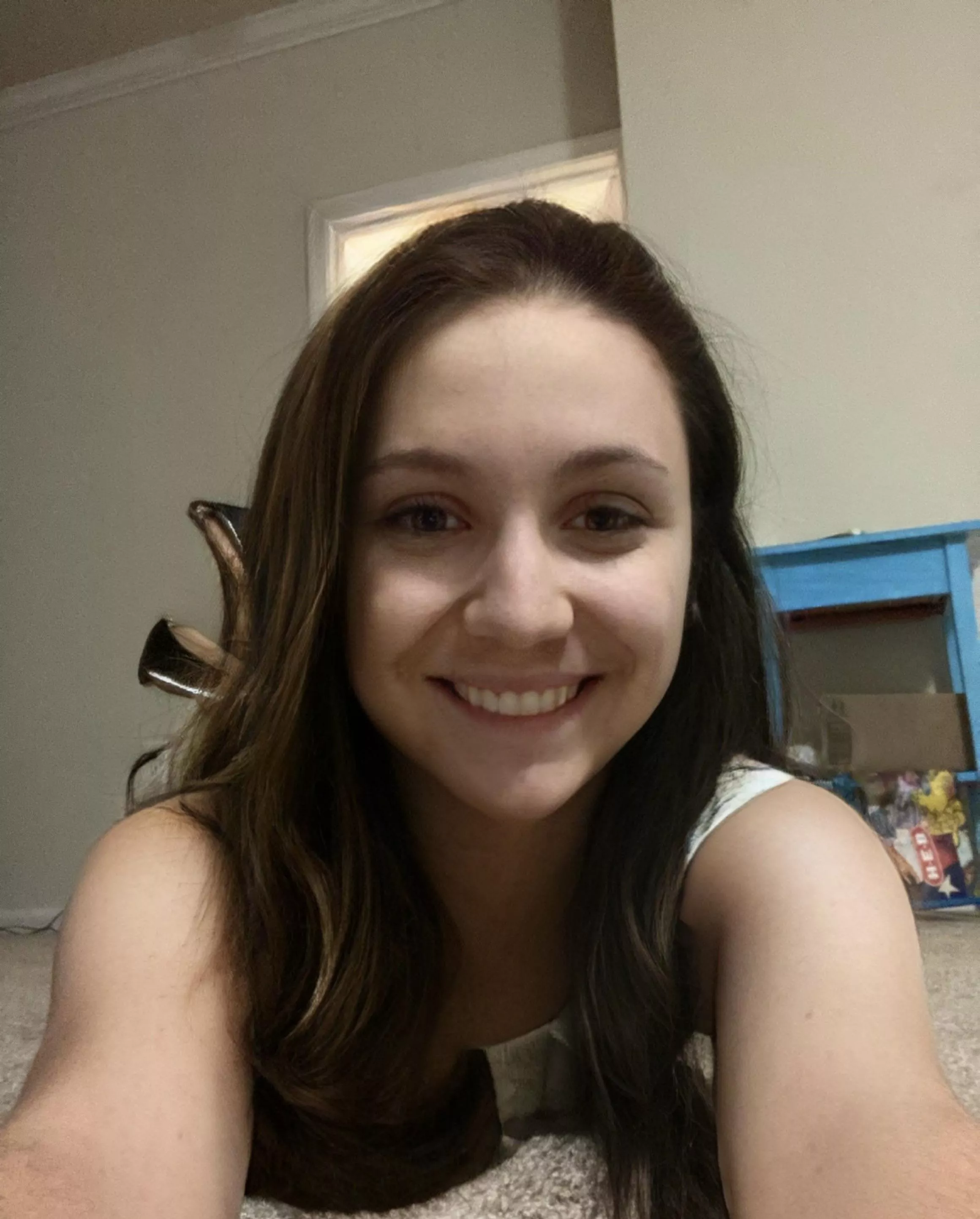 Ok I may have accidentally gone past the femboy threshold and made myself a girl