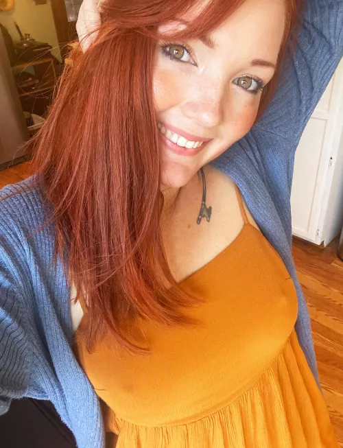 Ok, so not in-your-face kind of obvious but still braless ๐งก