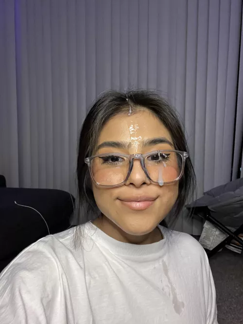 Okay I might be a slut😳