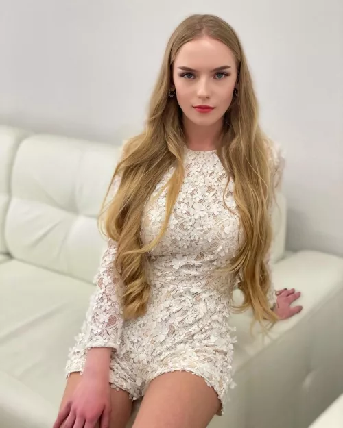 Oksana Neveselaya Oksana Neveselaya