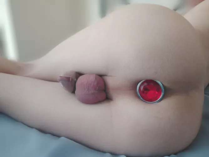 Older pic... I used to think this plug was huge π₯Ί