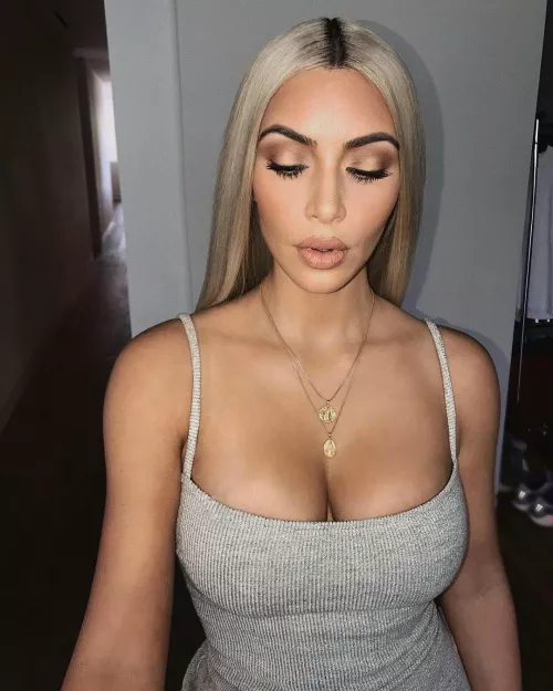 Omg she's sexy Omg she's sexy