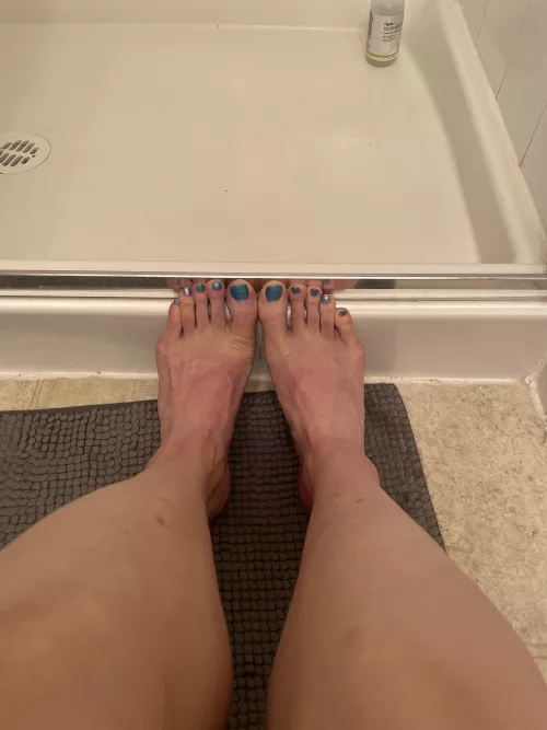 Omg! This blue is super cute!