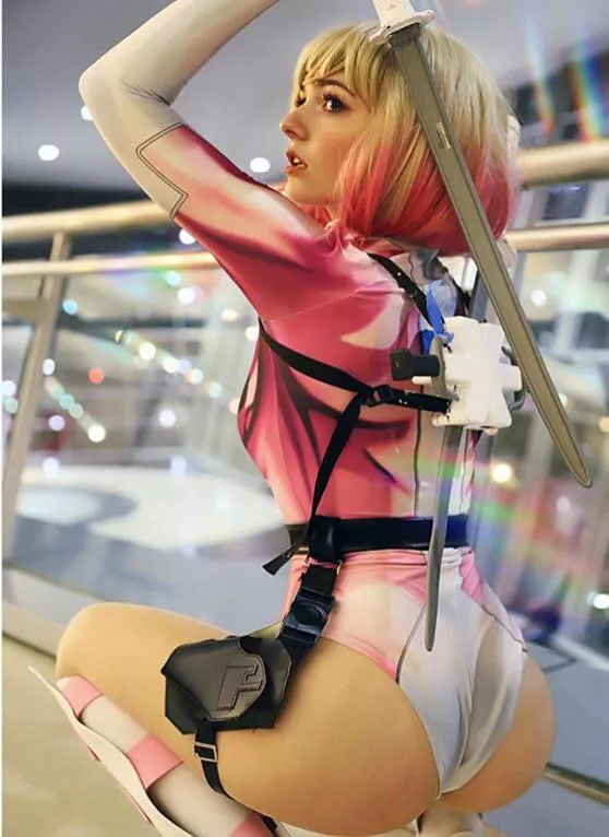 OMGcosplay as Gwenpool