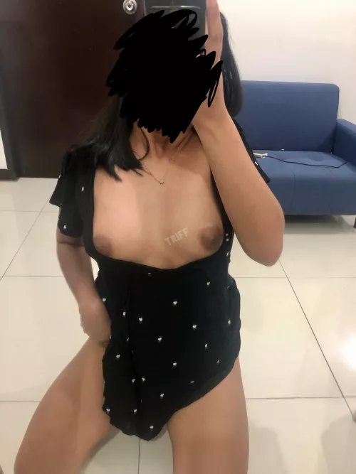 On my knees (f)