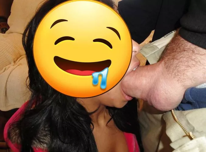 On my Knees getting fed 🤤