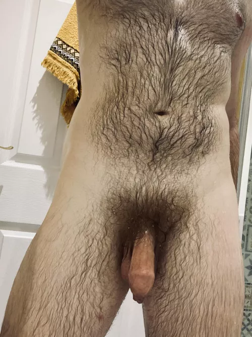 On todays menu - ‘slippery wet otter’. Anyone ordering?