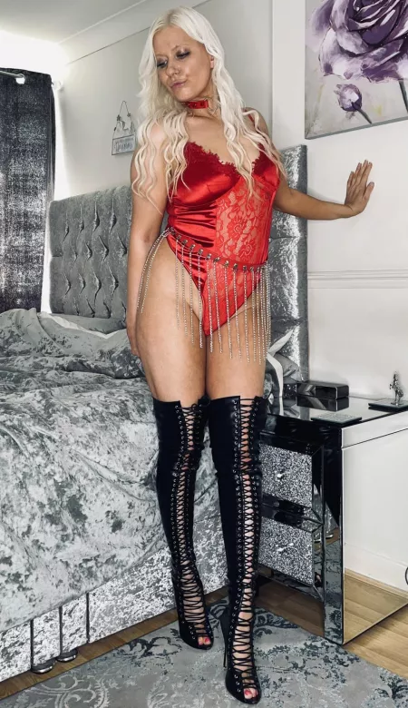 One lap dance and youโre mine forever