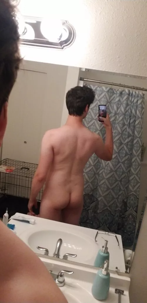 One of my resolutions is to make this butt a little bigger, but I think I have a good starting point