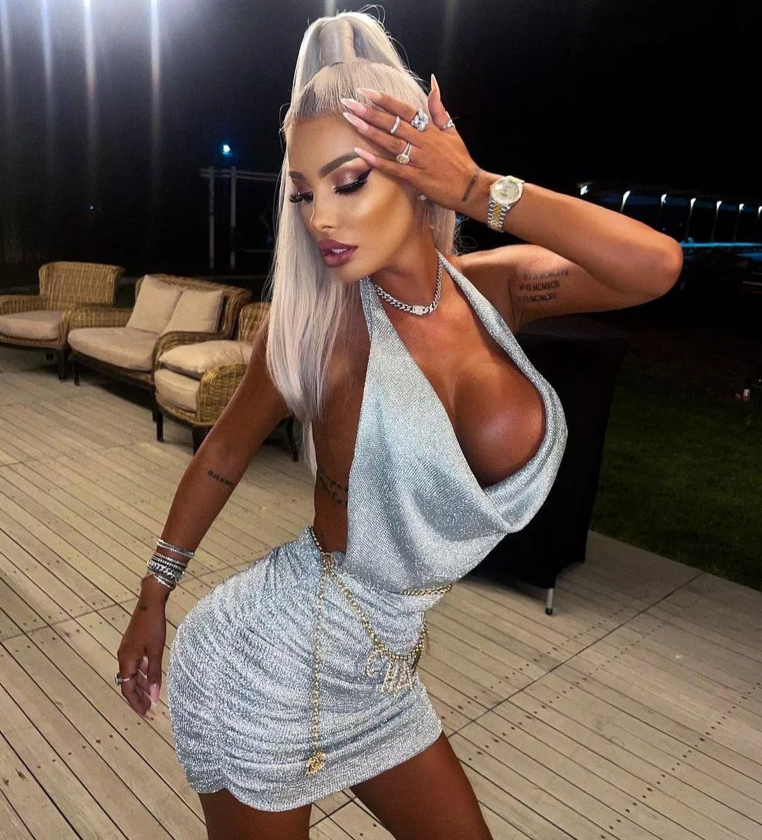 One of the hottest bimbos in my opinion, Loredana Chivu One of the hottest bimbos in my opinion, Loredana Chivu