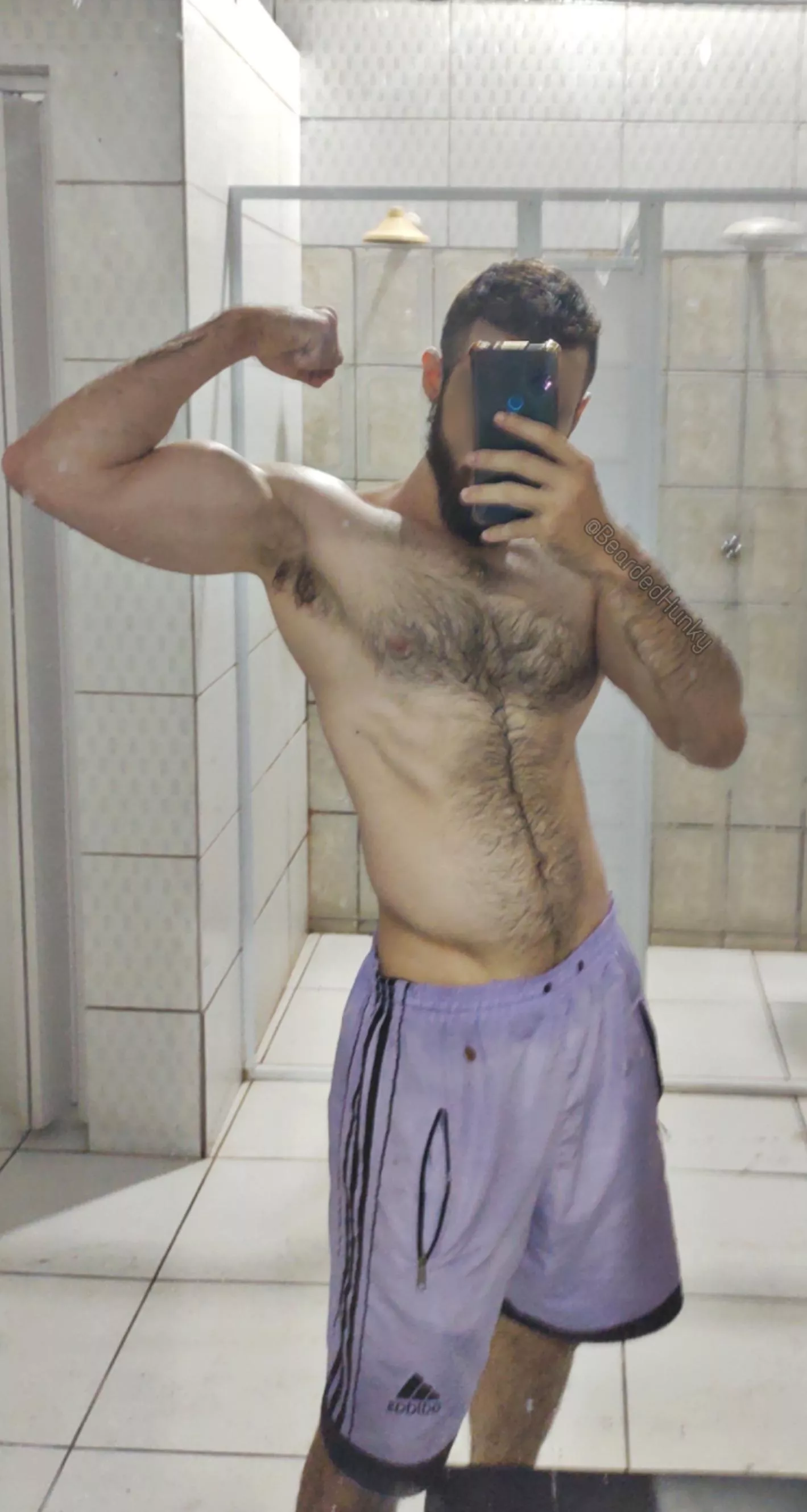 One side V! One side V!