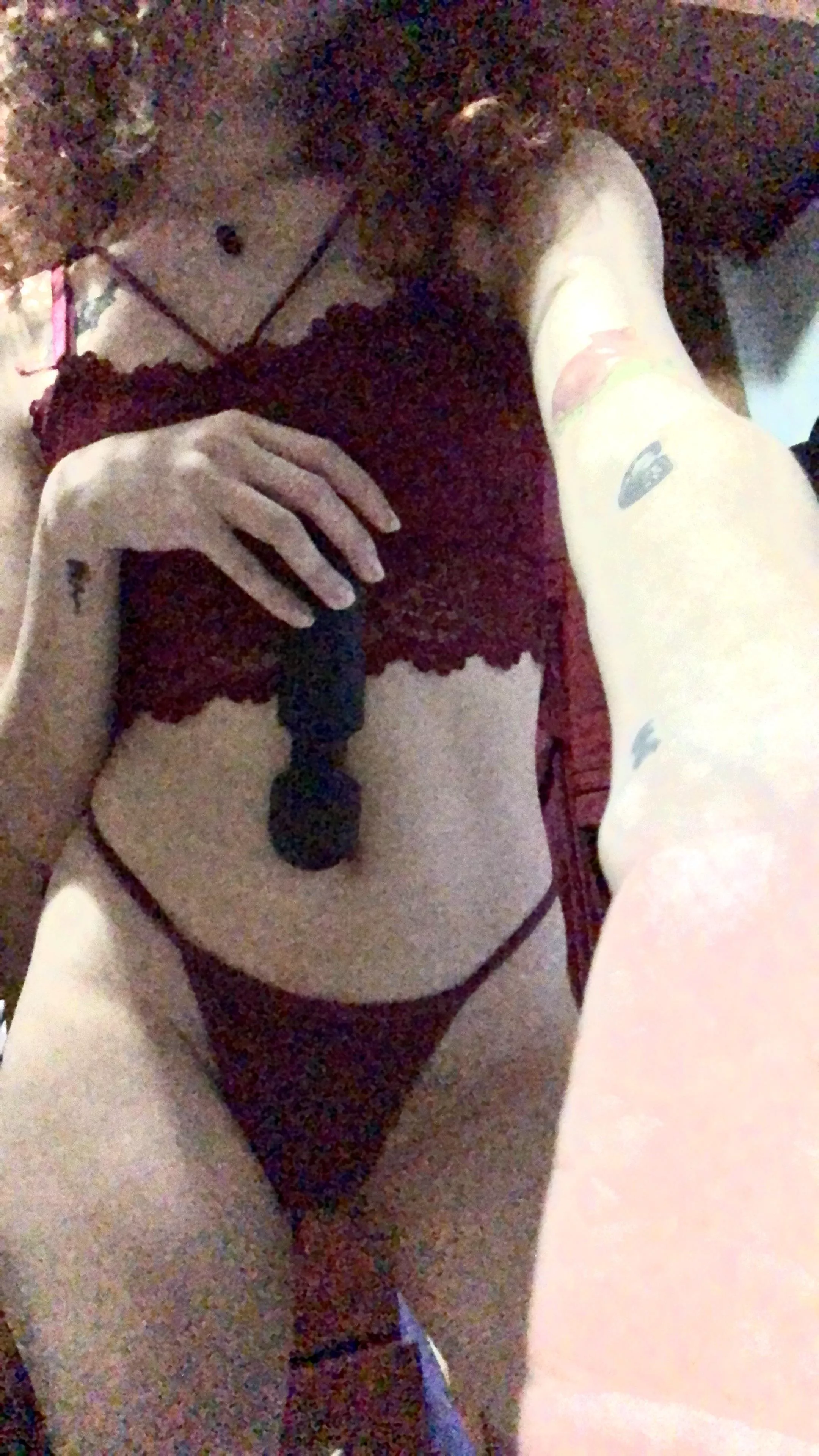 (Online) (25) You shouldn’t be alone on a day like this 💘 hmu for info -links in my profile