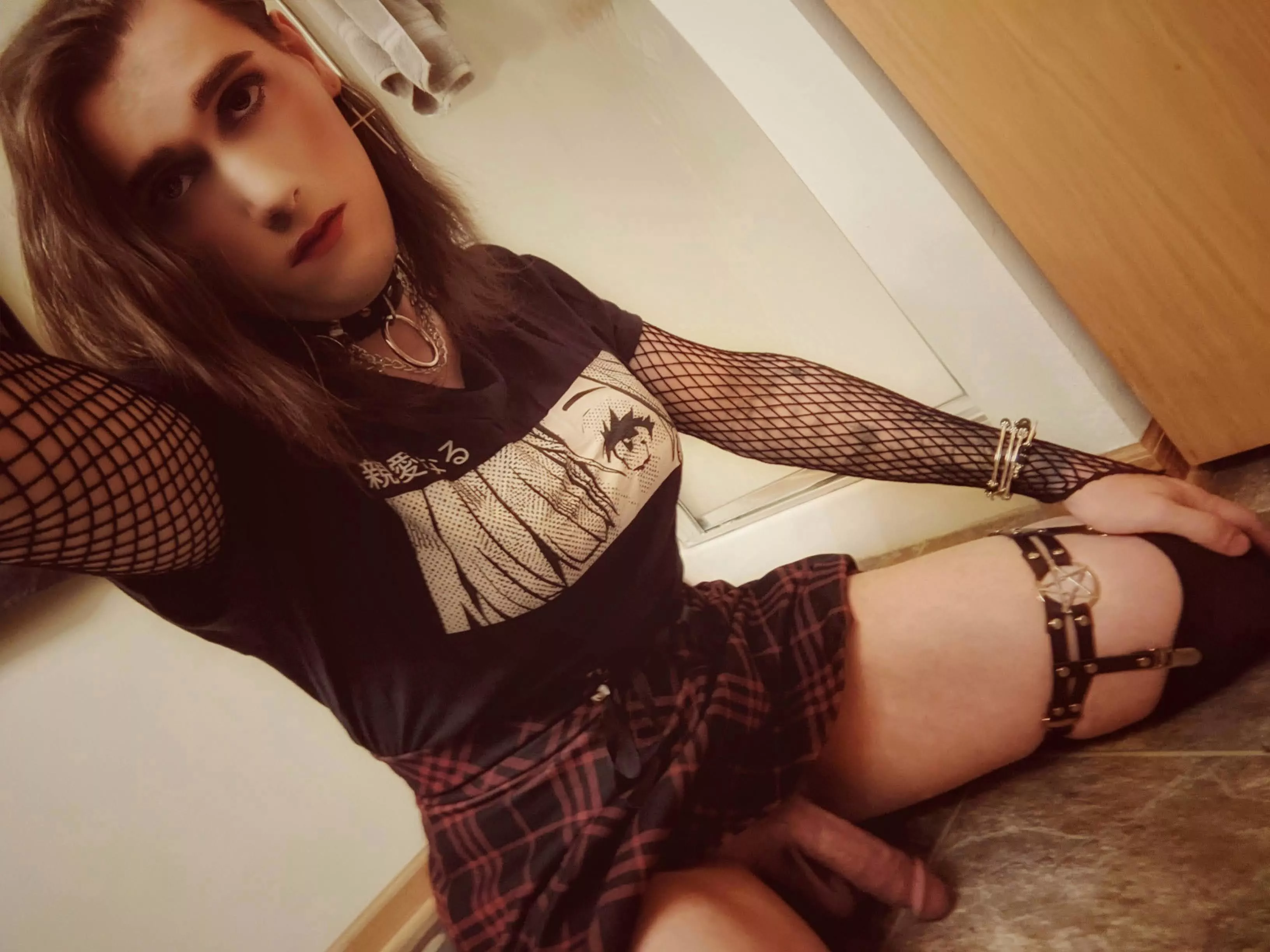 🔐Only 5 more days until Locktober and I lose my little cock for a month... Maybe more 😬