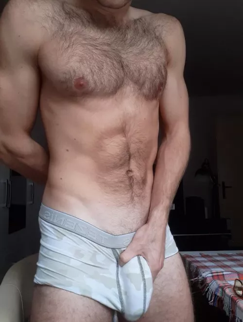 Only ⬆️ if you'd bottom this Bulge.