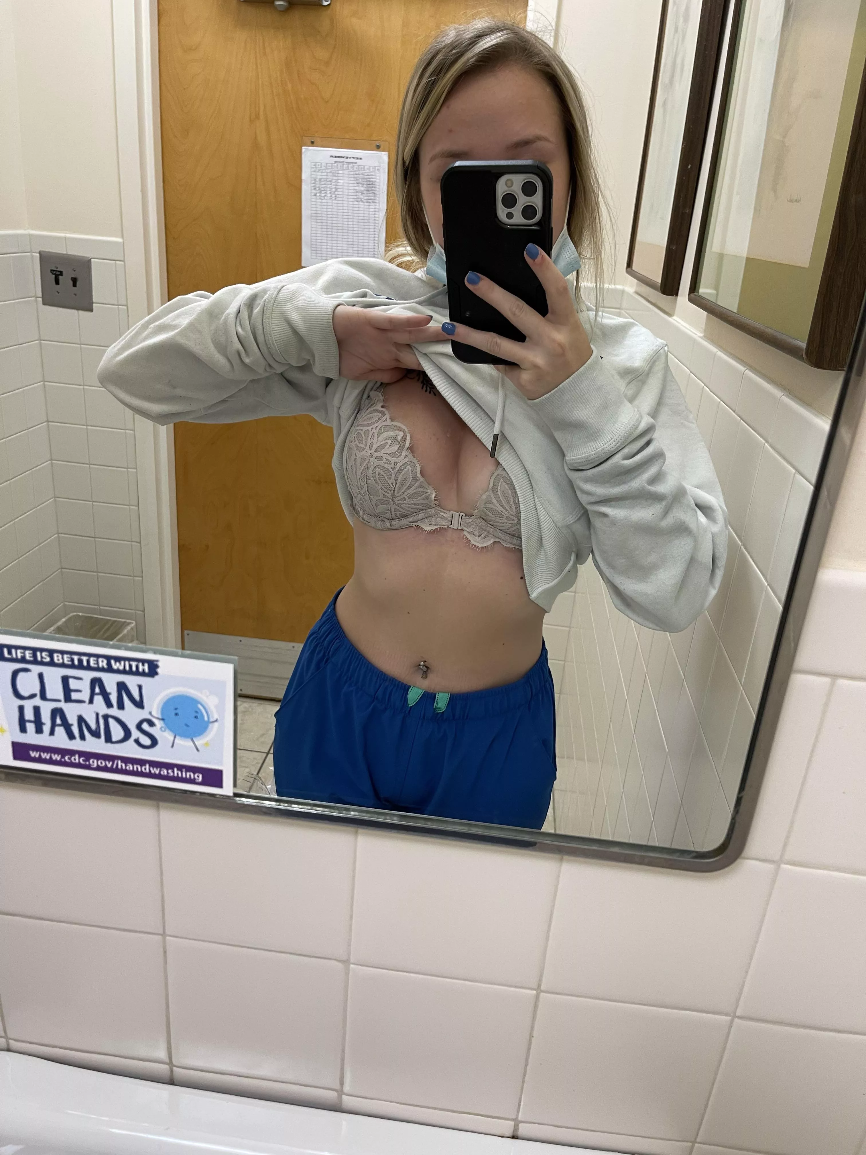 only react if you’d fuck me at work 😋