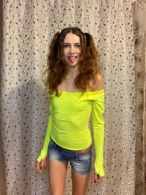 Onlyfans : @skinny_miya 🤪💚✋