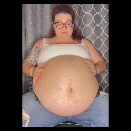 Oof. 🥵 Where’s my big belly fans? Come watch me get stuffed to the max live every Monday!💖link in comments