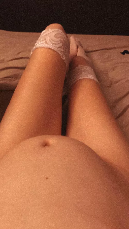 open my legs up and cum in between them 😩😈 open my legs up and cum in between them 😩😈