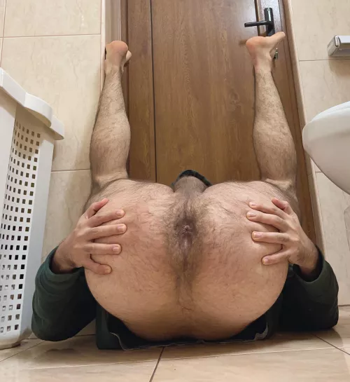 Open the door, this is what you will see π my hairy asshole